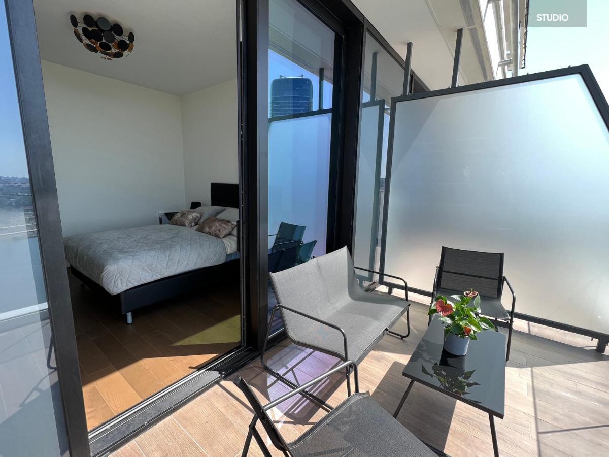 Bw Terrace Floor With River View & Self Check-in Apartment Belgrad