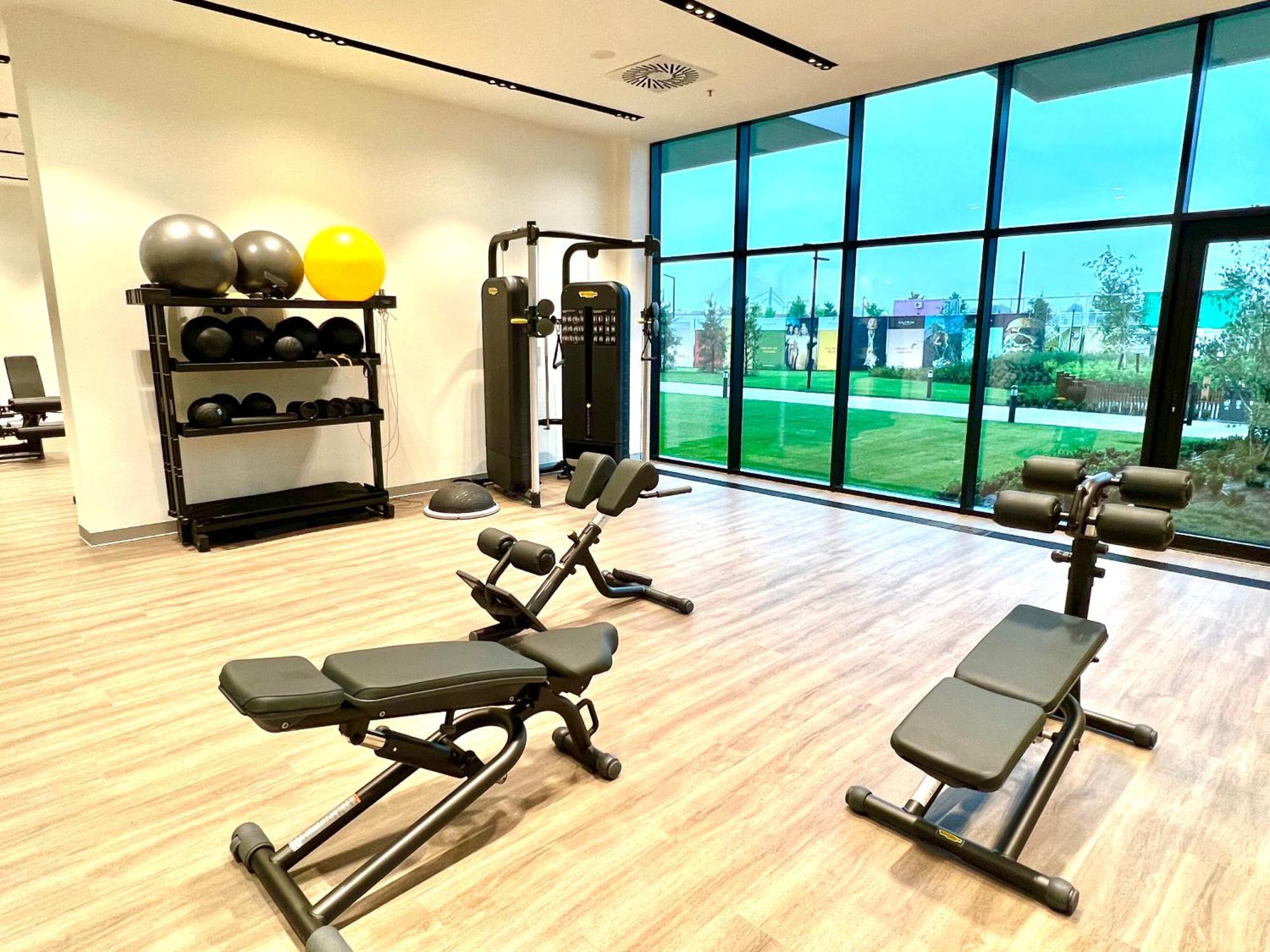 Apartment Bw Terrace Floor With River View & Self Check-in *